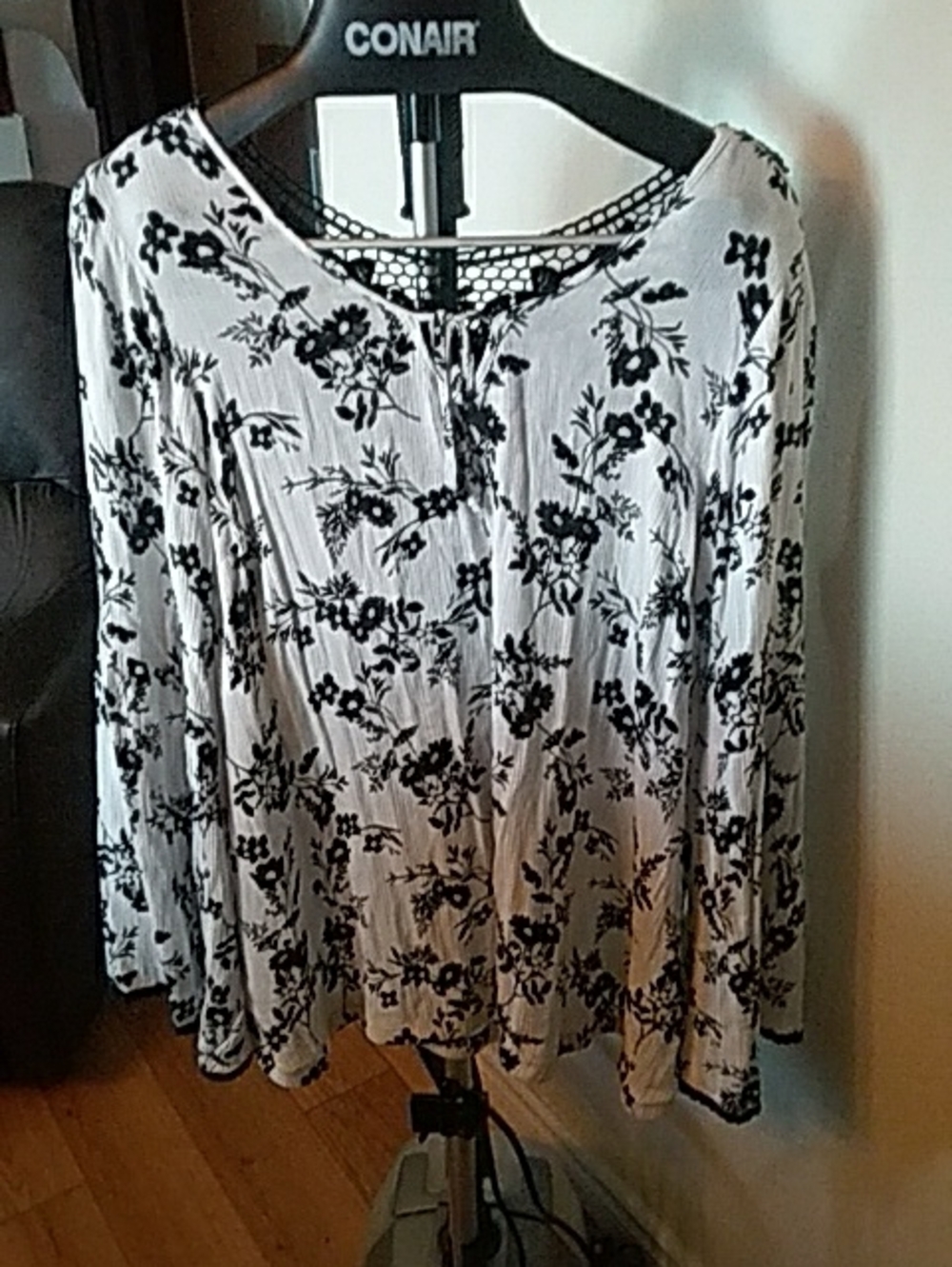 torrid White Blouse with Black Floral Print 2